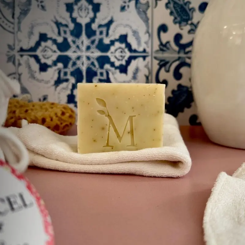 la-ballotine-pochette-en-coton-bio-pochette-de-transport-porte-savon-nomade-salle-de-bain-la-savonnerie-de-marcel